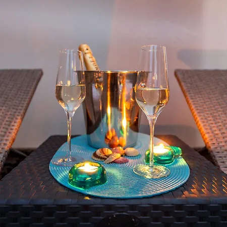 Atemberaubendes 150 Meter Zum Mit Jacuzzi, Meerblick, Pool, Billardtisch Dramalj