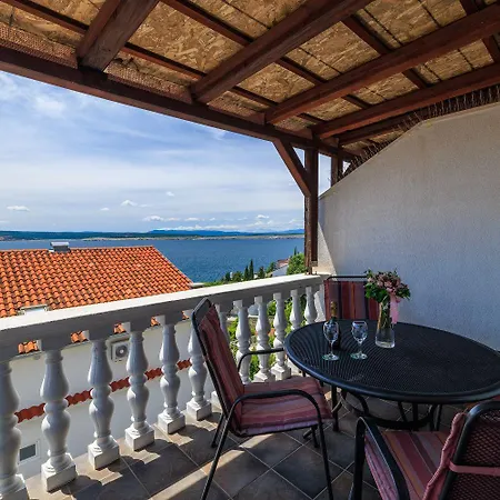 Apartament Atemberaubendes 150 Meter Zum Mit Jacuzzi, Meerblick, Pool, Billardtisch