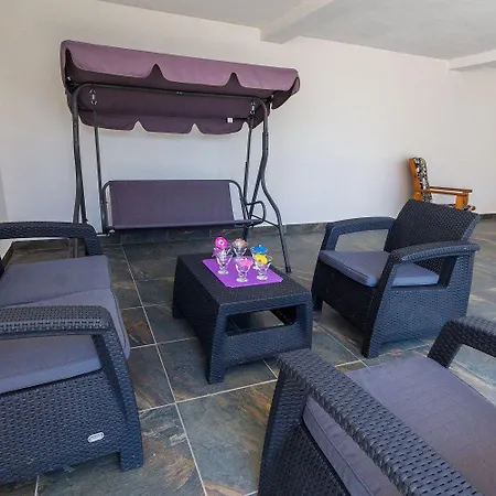 아파트 Atemberaubendes 150 Meter Zum Mit Jacuzzi, Meerblick, Pool, Billardtisch *