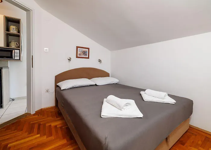 Atemberaubendes 150 Meter Zum Mit Jacuzzi, Meerblick, Pool, Billardtisch Dramalj
