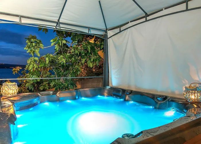 Atemberaubendes 150 Meter Zum Mit Jacuzzi, Meerblick, Pool, Billardtisch Apartament *
